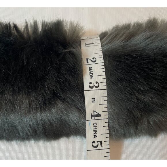 Evelyne Prelonge Faux Fur Scarf Gray Neck Wrap Stole 62" France Luxury Mob Wife - Picture 11 of 13